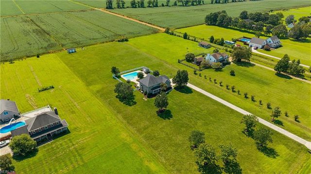 1733 Head Of River RD, Chesapeake, VA 23322