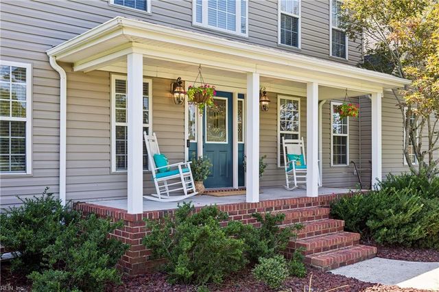 1733 Head Of River RD, Chesapeake, VA 23322