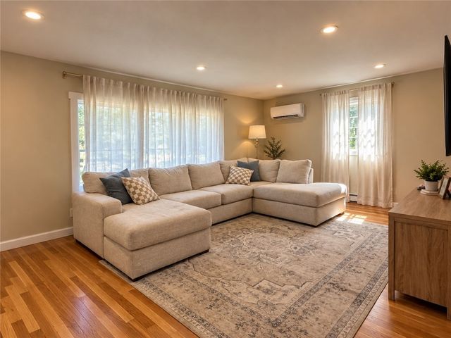 534 Blackrock Road, Coventry, RI 02816