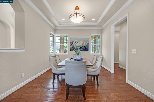 5 Pardi Ln, Clayton, CA 94517