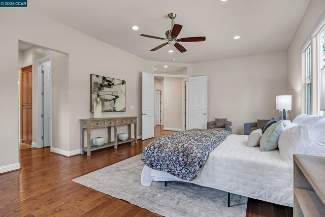 5 Pardi Ln, Clayton, CA 94517