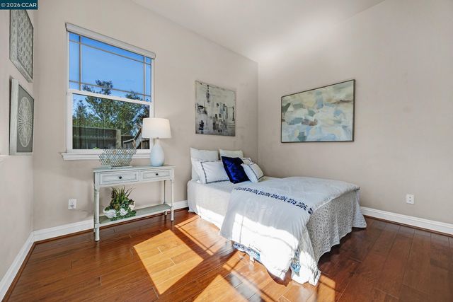 5 Pardi Ln, Clayton, CA 94517