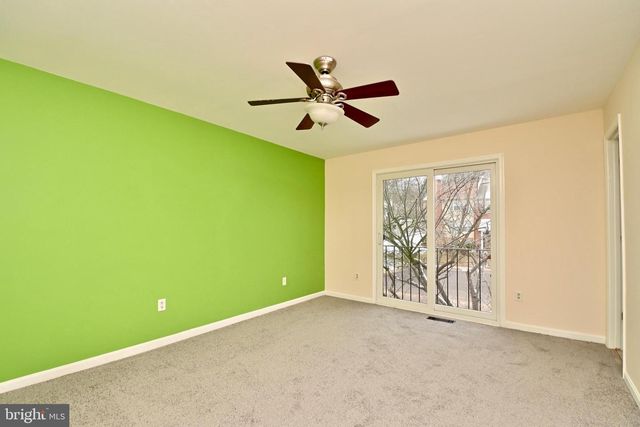 2481 WINDBREAK DR, Alexandria, VA 22306