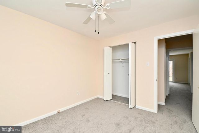 2481 WINDBREAK DR, Alexandria, VA 22306