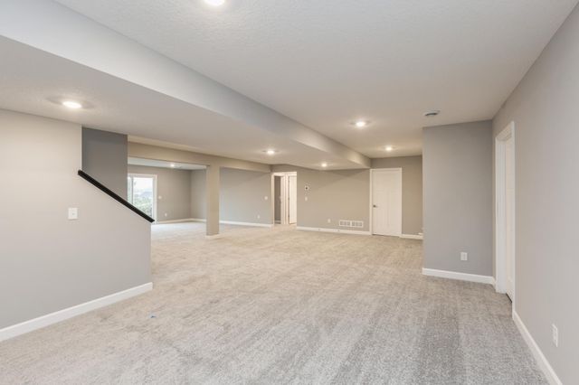 4957 Noble Lane NW, Rochester, MN 55901