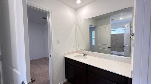 606 Arnage DR, Hutto, TX 78634