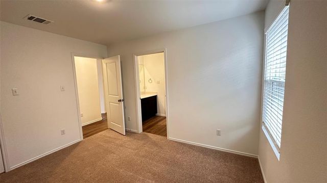 606 Arnage DR, Hutto, TX 78634