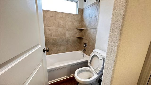 606 Arnage DR, Hutto, TX 78634