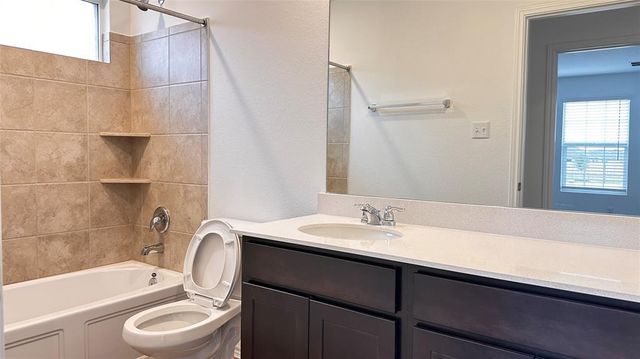 606 Arnage DR, Hutto, TX 78634