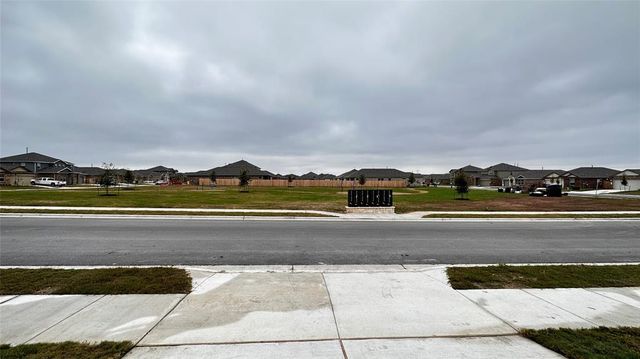 606 Arnage DR, Hutto, TX 78634