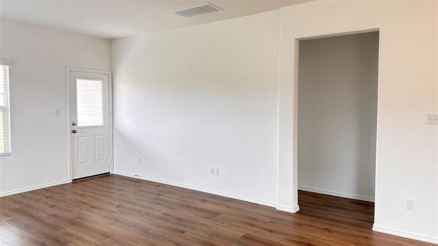 606 Arnage DR, Hutto, TX 78634