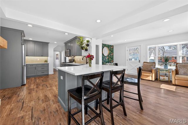 1020 Curran Avenue, Kirkwood, MO 63122