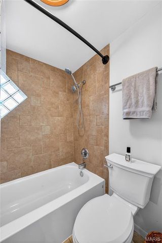 1020 Curran Avenue, Kirkwood, MO 63122