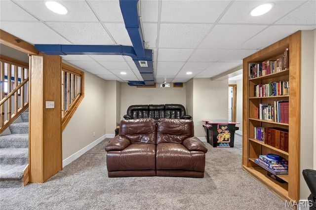 1020 Curran Avenue, Kirkwood, MO 63122