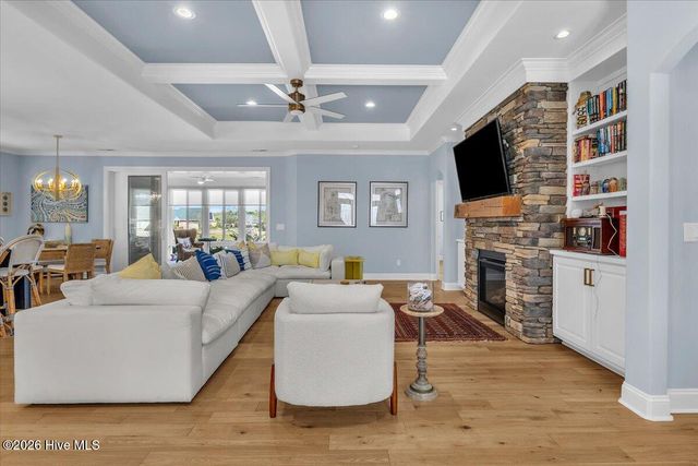 8474 N Shoreside Way NE, Leland, NC 28451