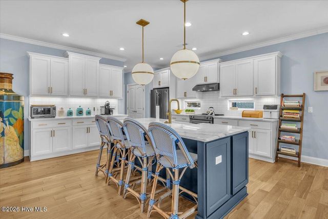 8474 N Shoreside Way NE, Leland, NC 28451