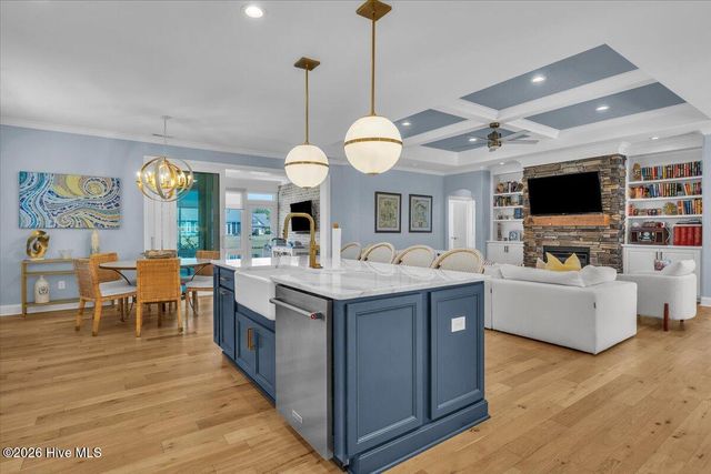 8474 N Shoreside Way NE, Leland, NC 28451