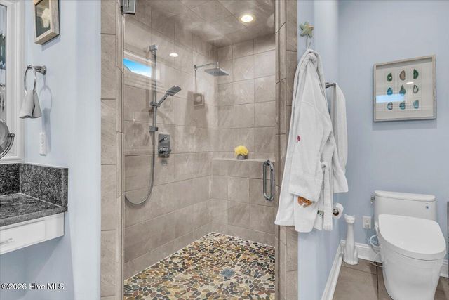 8474 N Shoreside Way NE, Leland, NC 28451