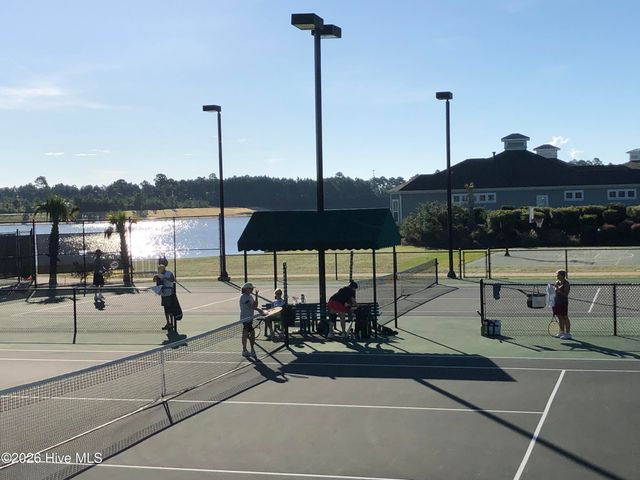 8474 N Shoreside Way NE, Leland, NC 28451