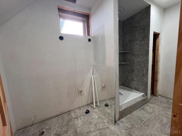 2093 Bunker Hill Woods Road, Reily Twp, OH 45056