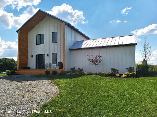 32 Long Farm Way, Callicoon, NY 12723