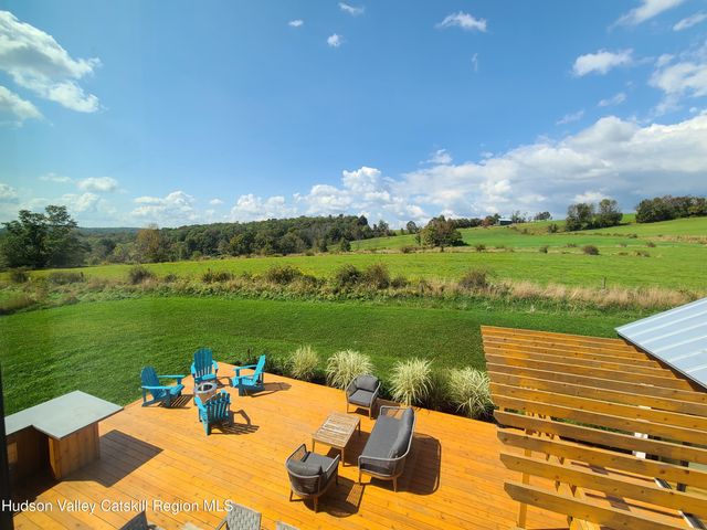 32 Long Farm Way, Callicoon, NY 12723