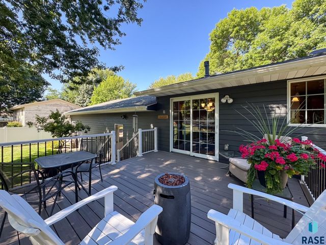 4905 E Cynthia Dr Drive, Sioux Falls, SD 57110