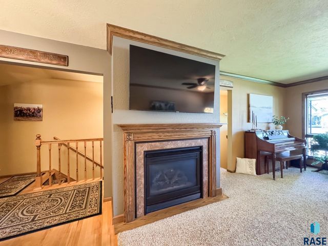 4905 E Cynthia Dr Drive, Sioux Falls, SD 57110