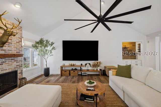 30 Coventry Ct, Bluffton, SC 29910