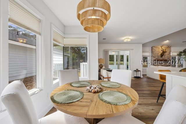 30 Coventry Ct, Bluffton, SC 29910