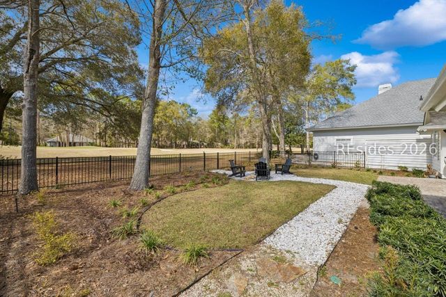 30 Coventry Ct, Bluffton, SC 29910
