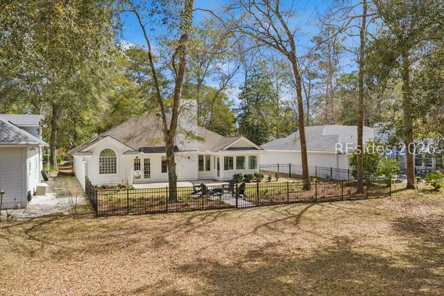30 Coventry Ct, Bluffton, SC 29910