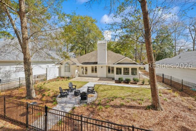 30 Coventry Ct, Bluffton, SC 29910