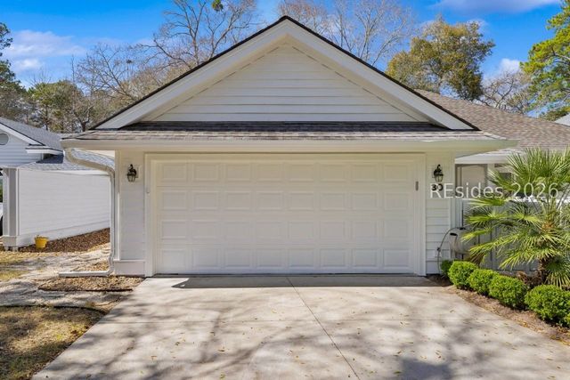 30 Coventry Ct, Bluffton, SC 29910