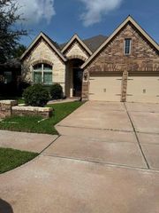 16923 Lumberton Drive, Cypress, TX 77433