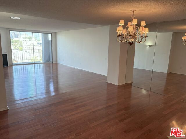 450 S Maple Drive 403, Beverly Hills, CA 90212