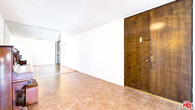 450 S Maple Drive 403, Beverly Hills, CA 90212