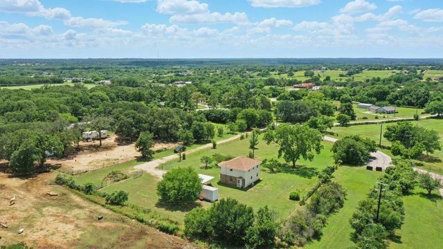 11720 Lavender Avenue, Azle, TX 76020