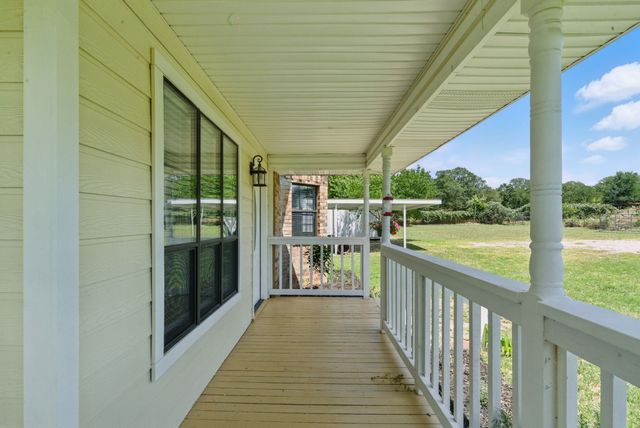 11720 Lavender Avenue, Azle, TX 76020