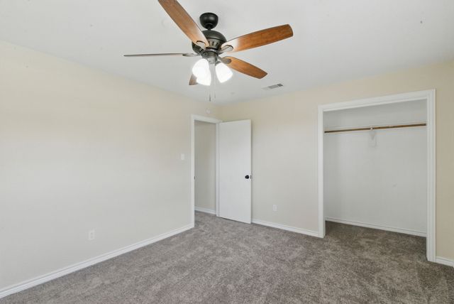 11720 Lavender Avenue, Azle, TX 76020