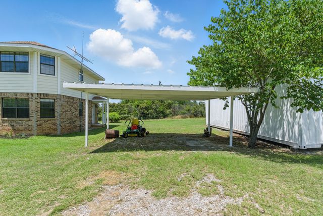 11720 Lavender Avenue, Azle, TX 76020