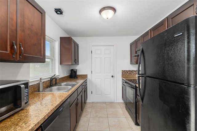 238 OAK LANE CIRCLE, Ocala, FL 34472