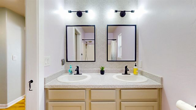 245 Yellow Rose Ave, Twin Falls, ID 83301