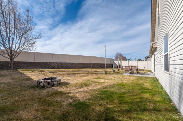 245 Yellow Rose Ave, Twin Falls, ID 83301