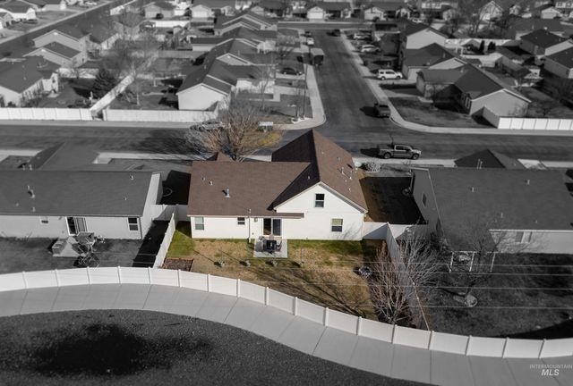 245 Yellow Rose Ave, Twin Falls, ID 83301