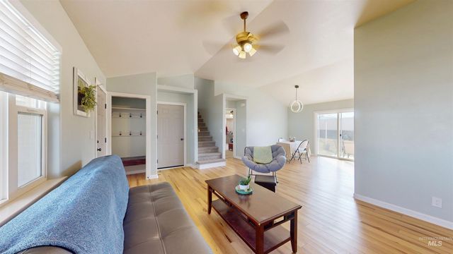 245 Yellow Rose Ave, Twin Falls, ID 83301