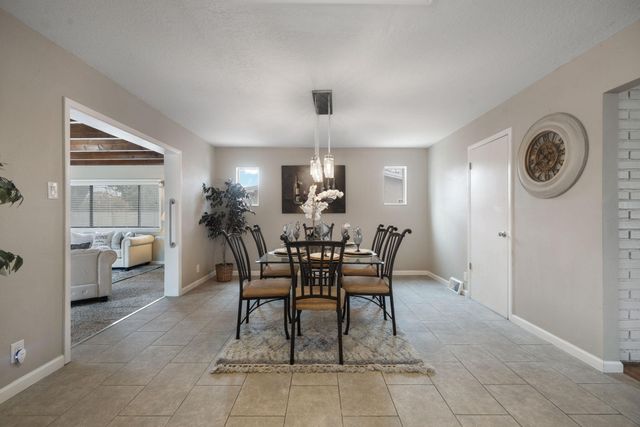 3110 Betts Drive NE, Albuquerque, NM 87111