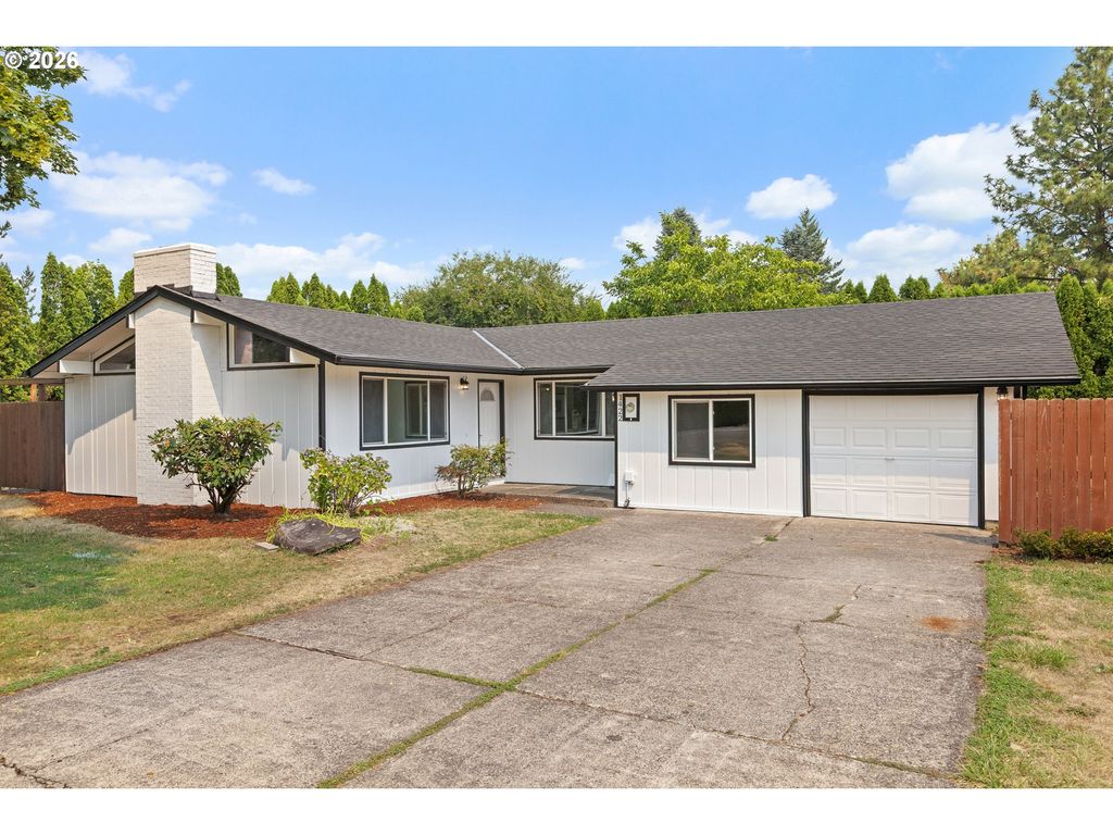 1422 Sw HENSLEY Rd, Troutdale, OR 97060
