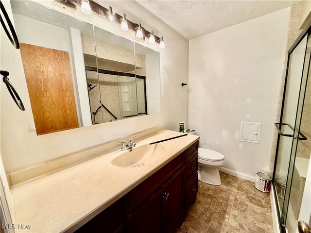 2800 Norma Street, Cuyahoga Falls, OH 44223