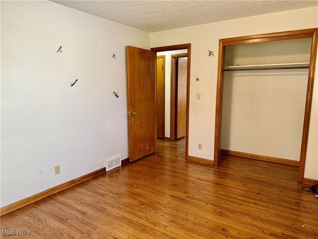 2800 Norma Street, Cuyahoga Falls, OH 44223